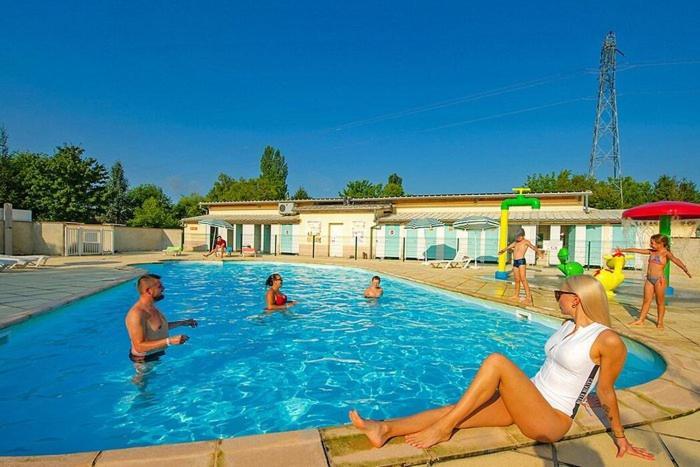 Готель Le Muscat Boofzheim Екстер'єр фото
